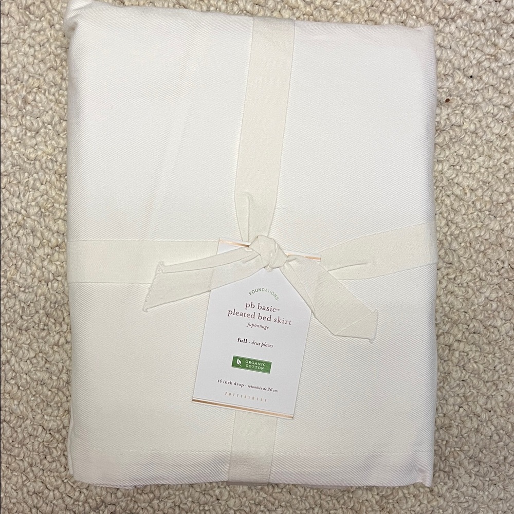 Pottery Barn Pleated Bed Skirt - Cream